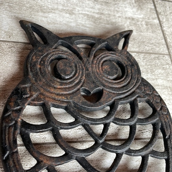 Vintage Cast Iron Owl Trivet - Picture 2 of 8
